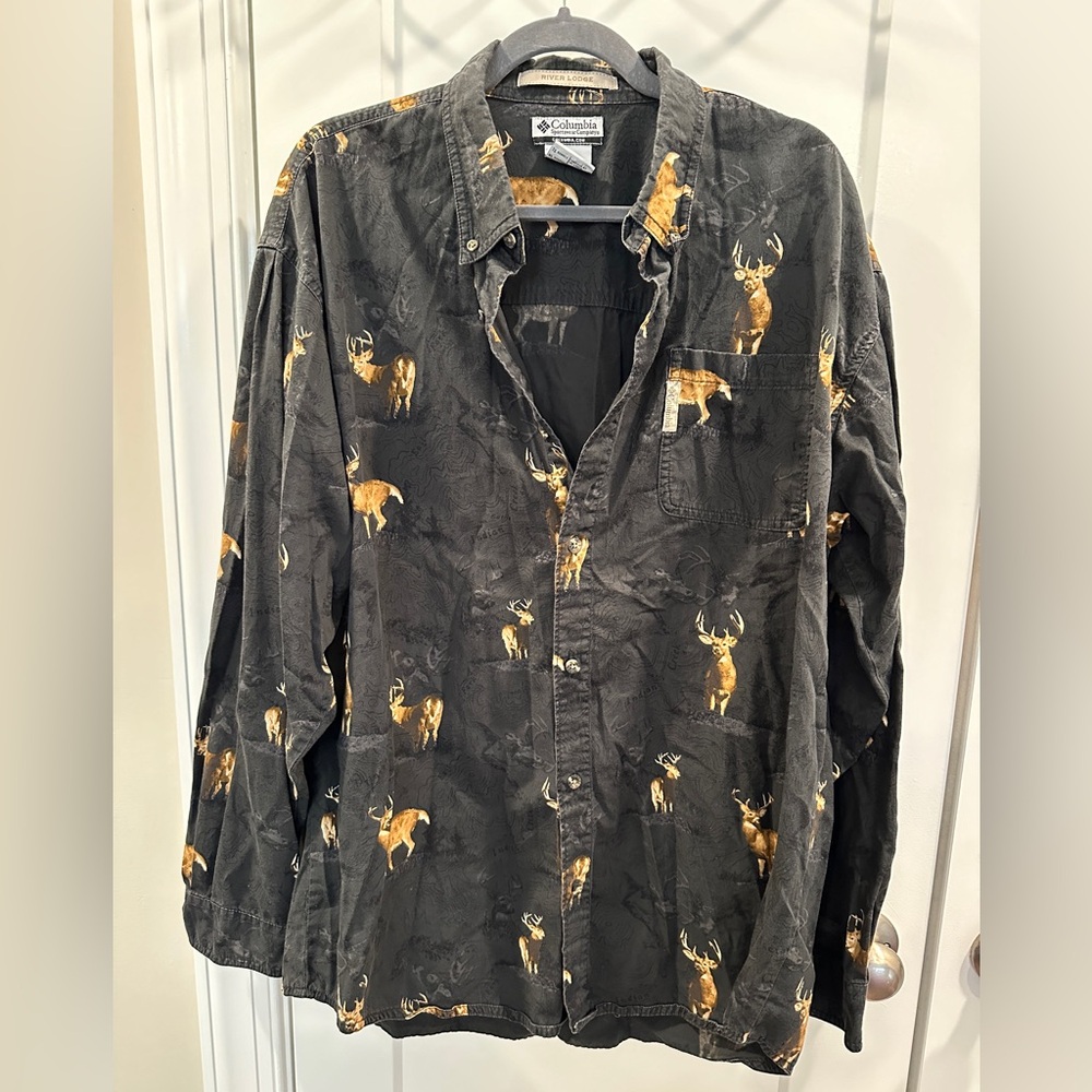 Columbia River Lodge deer shirt size XL